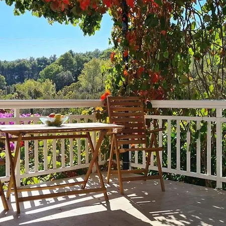 Penthouse By The Sea *